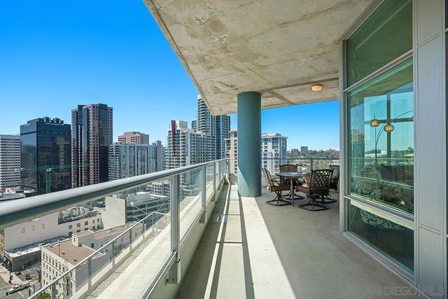 1080 Park Blvd 1802, San Diego, CA 92101