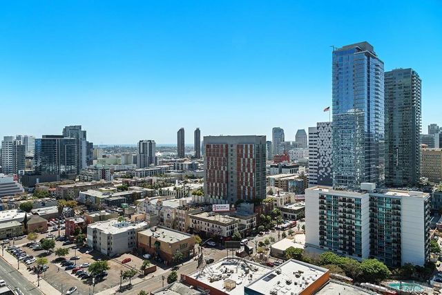 1080 Park Blvd 1802, San Diego, CA 92101