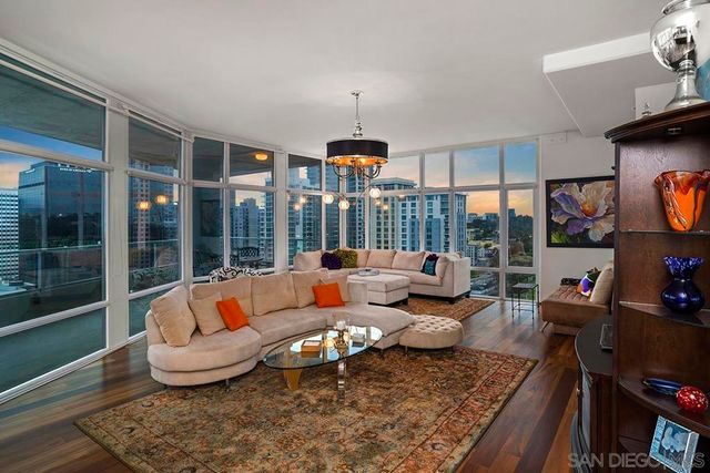 1080 Park Blvd 1802, San Diego, CA 92101