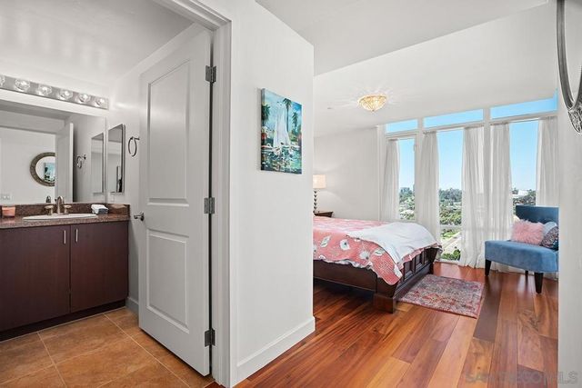 1080 Park Blvd 1802, San Diego, CA 92101
