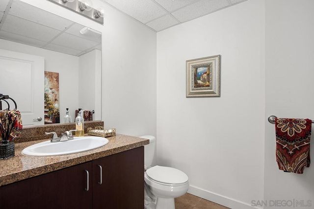 1080 Park Blvd 1802, San Diego, CA 92101