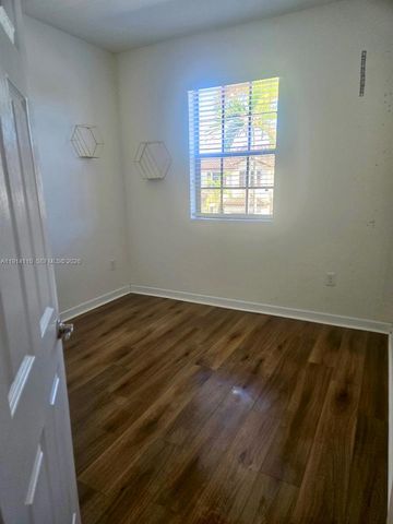 110 SE 33rd Ter, Homestead, FL 33033