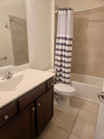 110 SE 33rd Ter, Homestead, FL 33033