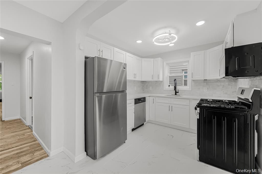 17343 103rd Road, Jamaica, NY 11433 — photo 5
