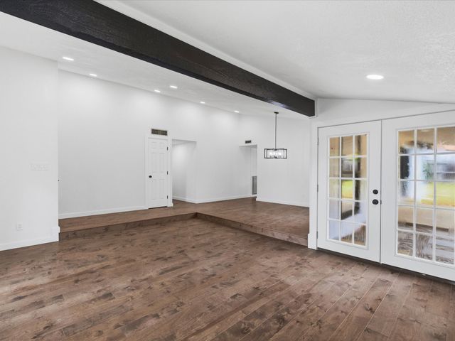 2619 Crestmoor Court, Arlington, TX 76016