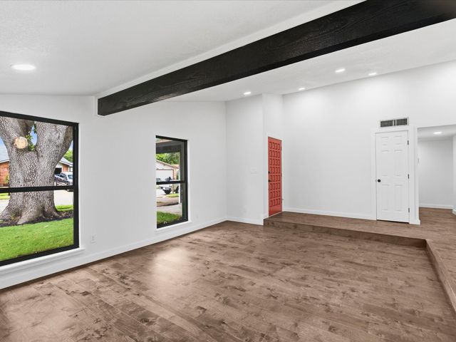 2619 Crestmoor Court, Arlington, TX 76016