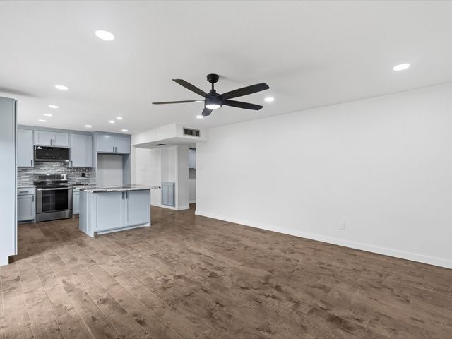 2619 Crestmoor Court, Arlington, TX 76016
