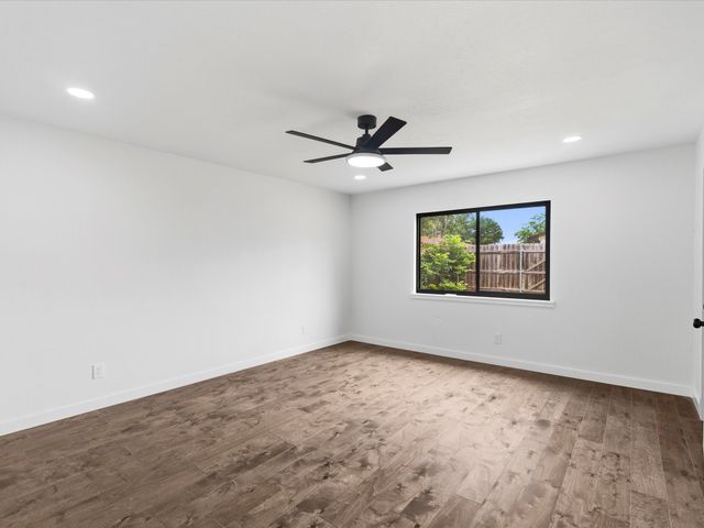 2619 Crestmoor Court, Arlington, TX 76016
