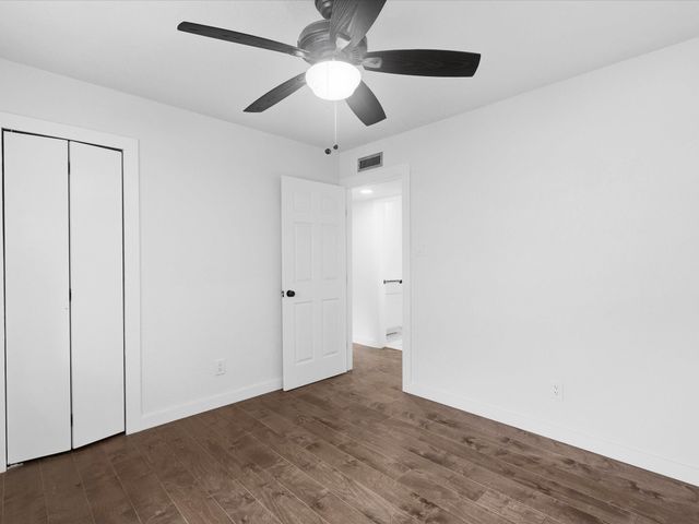 2619 Crestmoor Court, Arlington, TX 76016