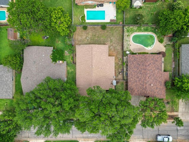 2619 Crestmoor Court, Arlington, TX 76016