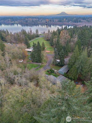 7609 Lakeside Street SW, Olympia, WA 98512