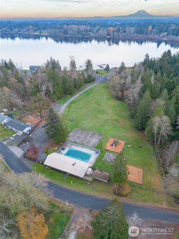 7609 Lakeside Street SW, Olympia, WA 98512