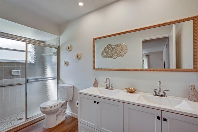 3925 OAKHURST BOULEVARD, Sarasota, FL 34233