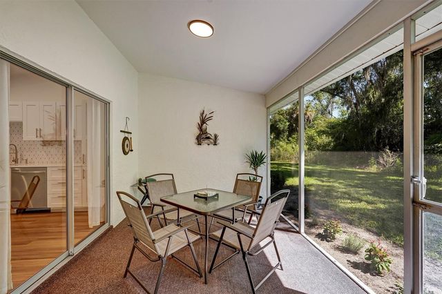 3925 OAKHURST BOULEVARD, Sarasota, FL 34233