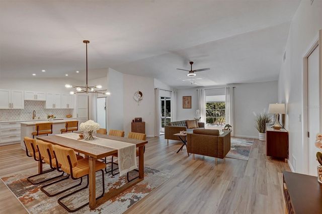 3925 OAKHURST BOULEVARD, Sarasota, FL 34233
