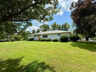 403 N Columbus Street, Somerset, OH 43783