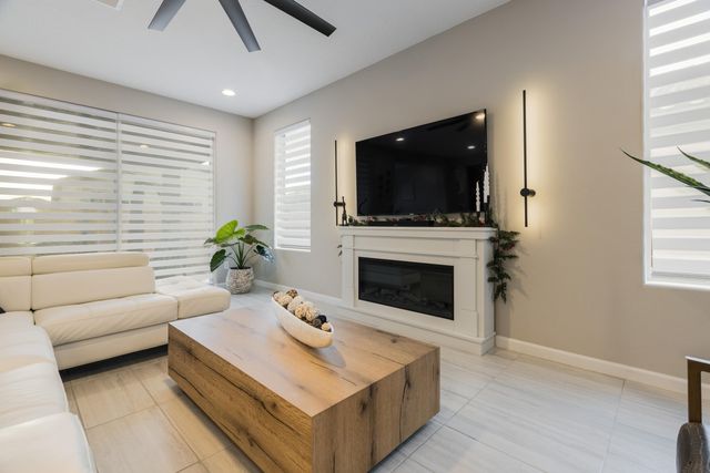 6053 Nauman Drive SE, Albuquerque, NM 87106