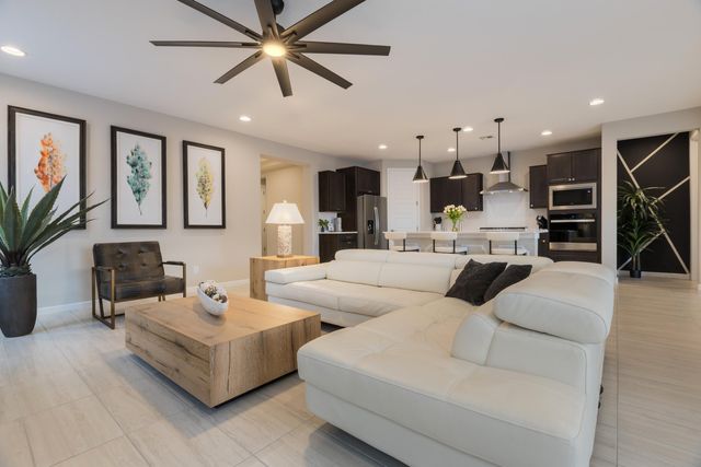 6053 Nauman Drive SE, Albuquerque, NM 87106