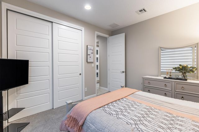 6053 Nauman Drive SE, Albuquerque, NM 87106
