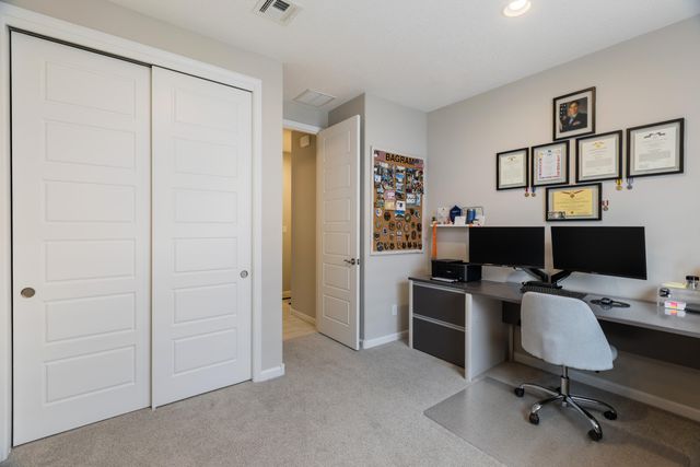 6053 Nauman Drive SE, Albuquerque, NM 87106