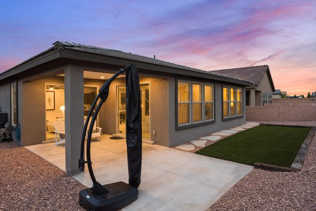6053 Nauman Drive SE, Albuquerque, NM 87106