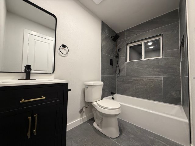 8423 Glen Regal Drive, Dallas, TX 75243