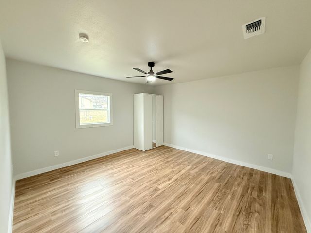 8423 Glen Regal Drive, Dallas, TX 75243