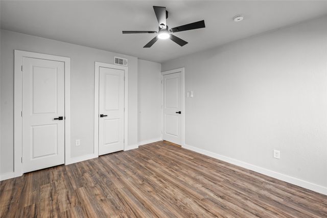 8423 Glen Regal Drive, Dallas, TX 75243