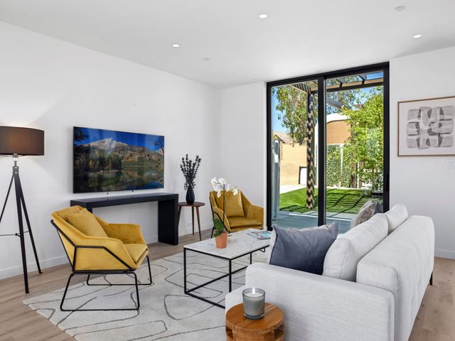 13821 Scenic Crest Circle, Desert Hot Springs, CA 92240