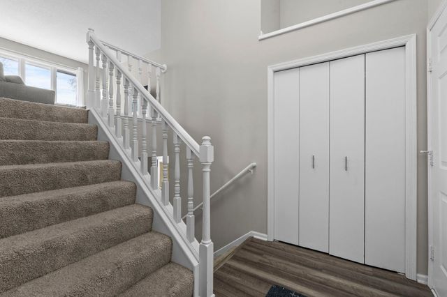 1107 Prairie Court S, Shakopee, MN 55379