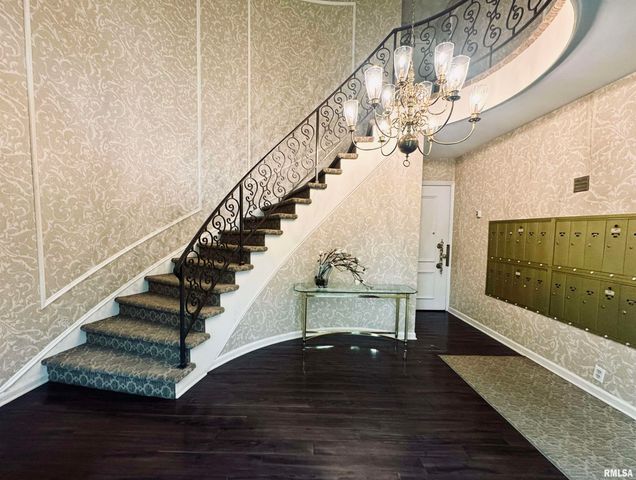 125 E Glen Ave Apt 119B, Peoria, IL 61614