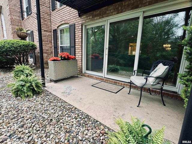 125 E Glen Ave Apt 119B, Peoria, IL 61614