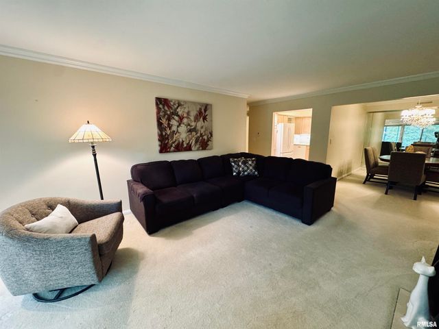 125 E Glen Ave Apt 119B, Peoria, IL 61614