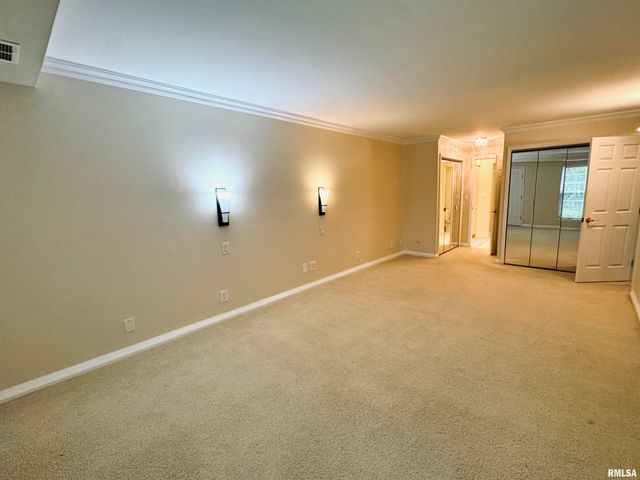 125 E Glen Ave Apt 119B, Peoria, IL 61614