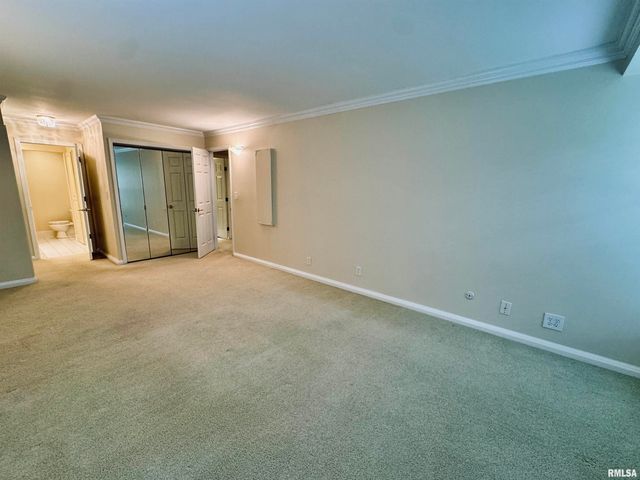 125 E Glen Ave Apt 119B, Peoria, IL 61614