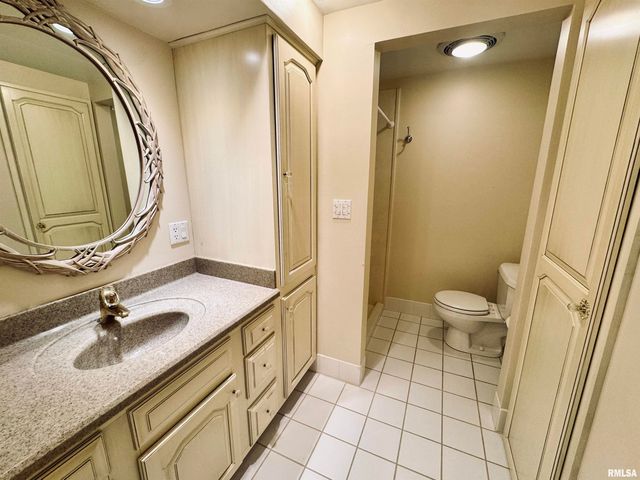 125 E Glen Ave Apt 119B, Peoria, IL 61614