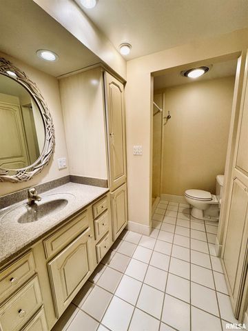 125 E Glen Ave Apt 119B, Peoria, IL 61614