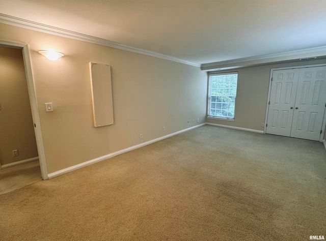 125 E Glen Ave Apt 119B, Peoria, IL 61614