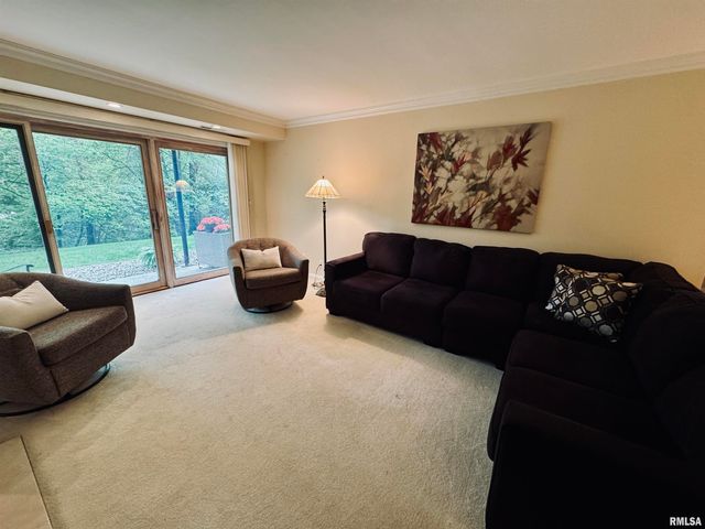 125 E Glen Ave Apt 119B, Peoria, IL 61614
