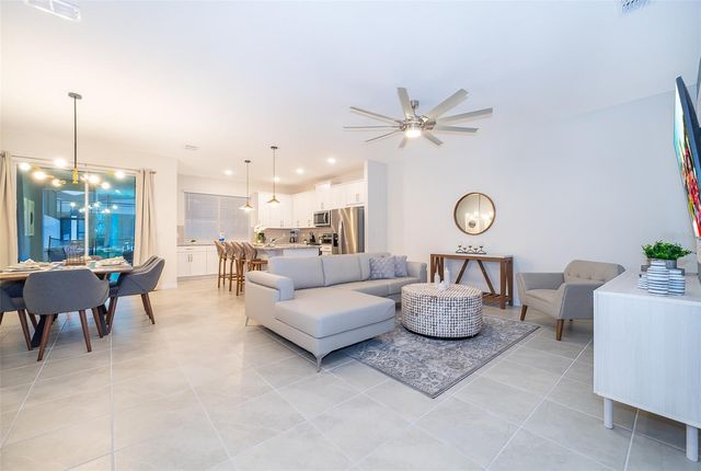 1852 TROPICAL PALMS CIRCLE, Kissimmee, FL 34747