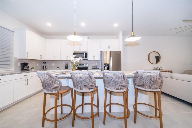 1852 TROPICAL PALMS CIRCLE, Kissimmee, FL 34747