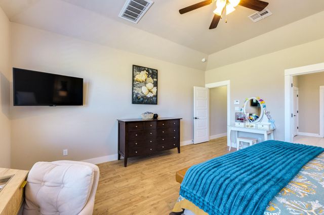 100 Noble Log GRV, Liberty Hill, TX 78642