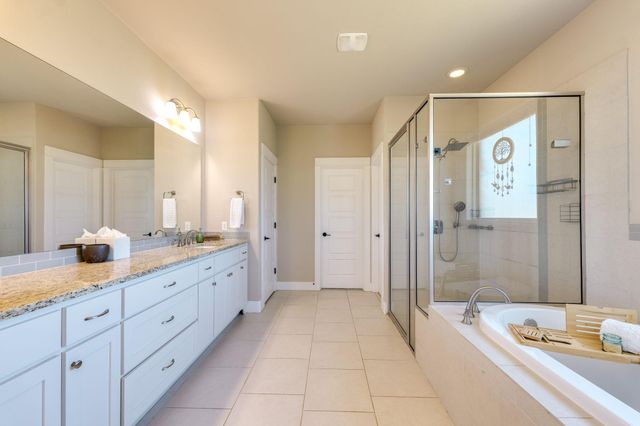 100 Noble Log GRV, Liberty Hill, TX 78642