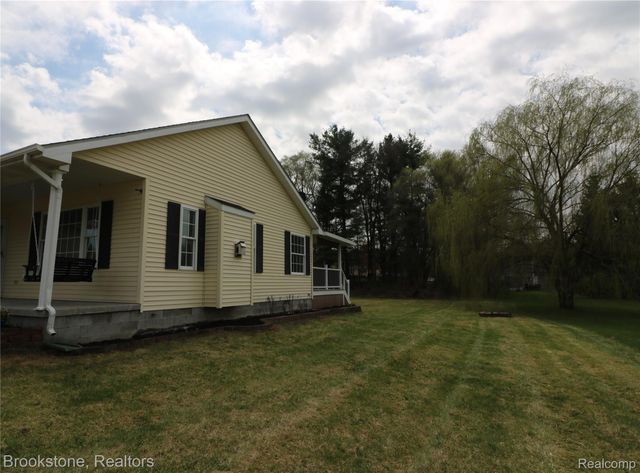 2141 Hunter Drive, Mayfield Township, MI 48446