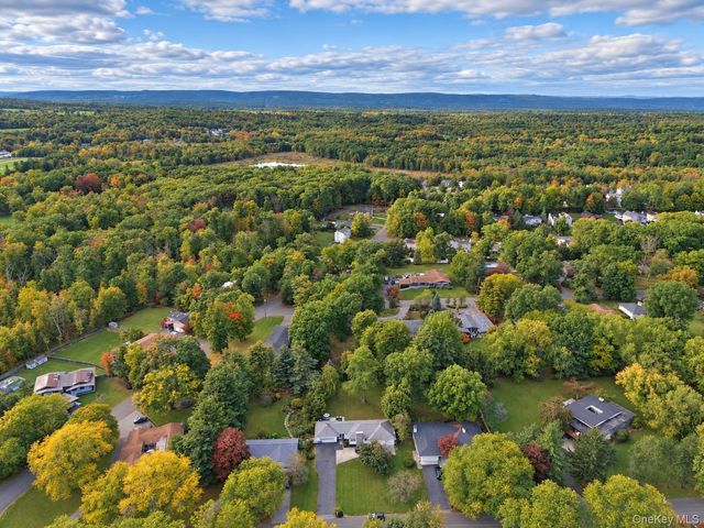 15 Randall Heights, Middletown, NY 10940