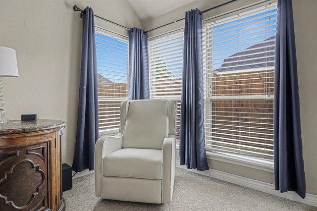 18516 Mesa Road, Edmond, OK 73012