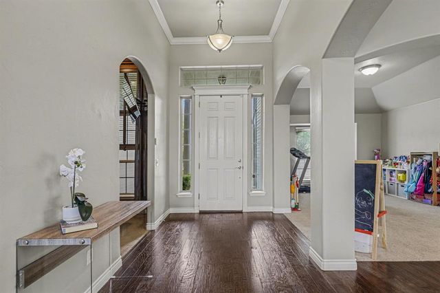 18516 Mesa Road, Edmond, OK 73012