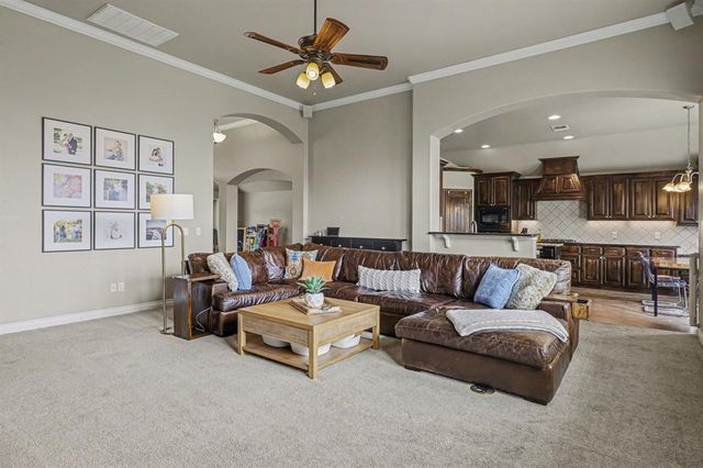 18516 Mesa Road, Edmond, OK 73012