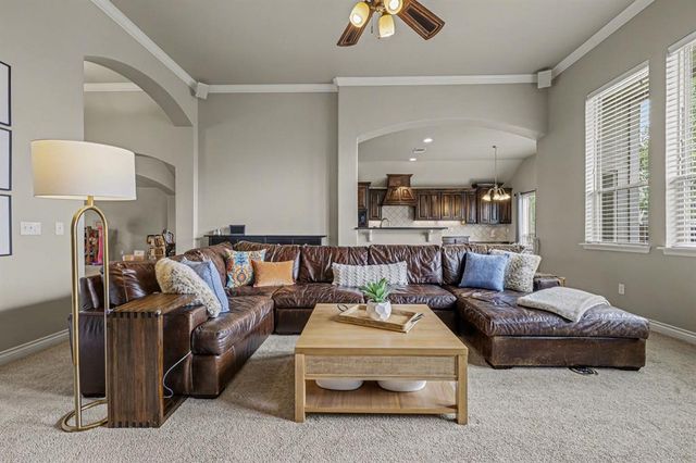 18516 Mesa Road, Edmond, OK 73012