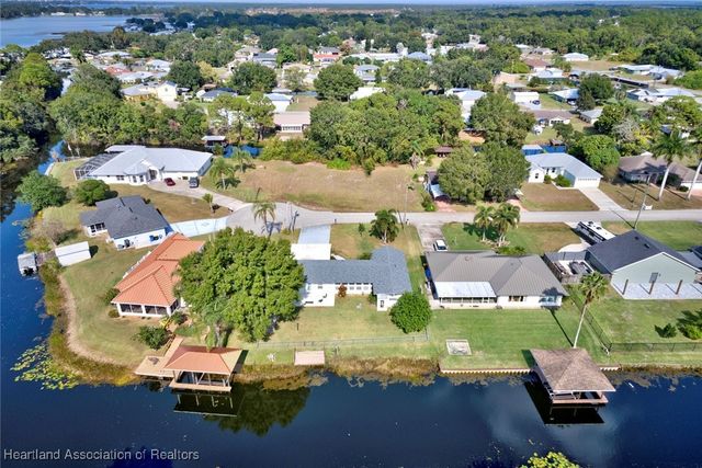 136 Ida Avenue, Lake Placid, FL 33852
